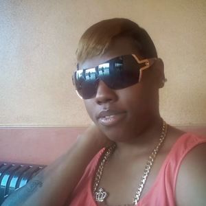 Meet your Posher, Cynthia